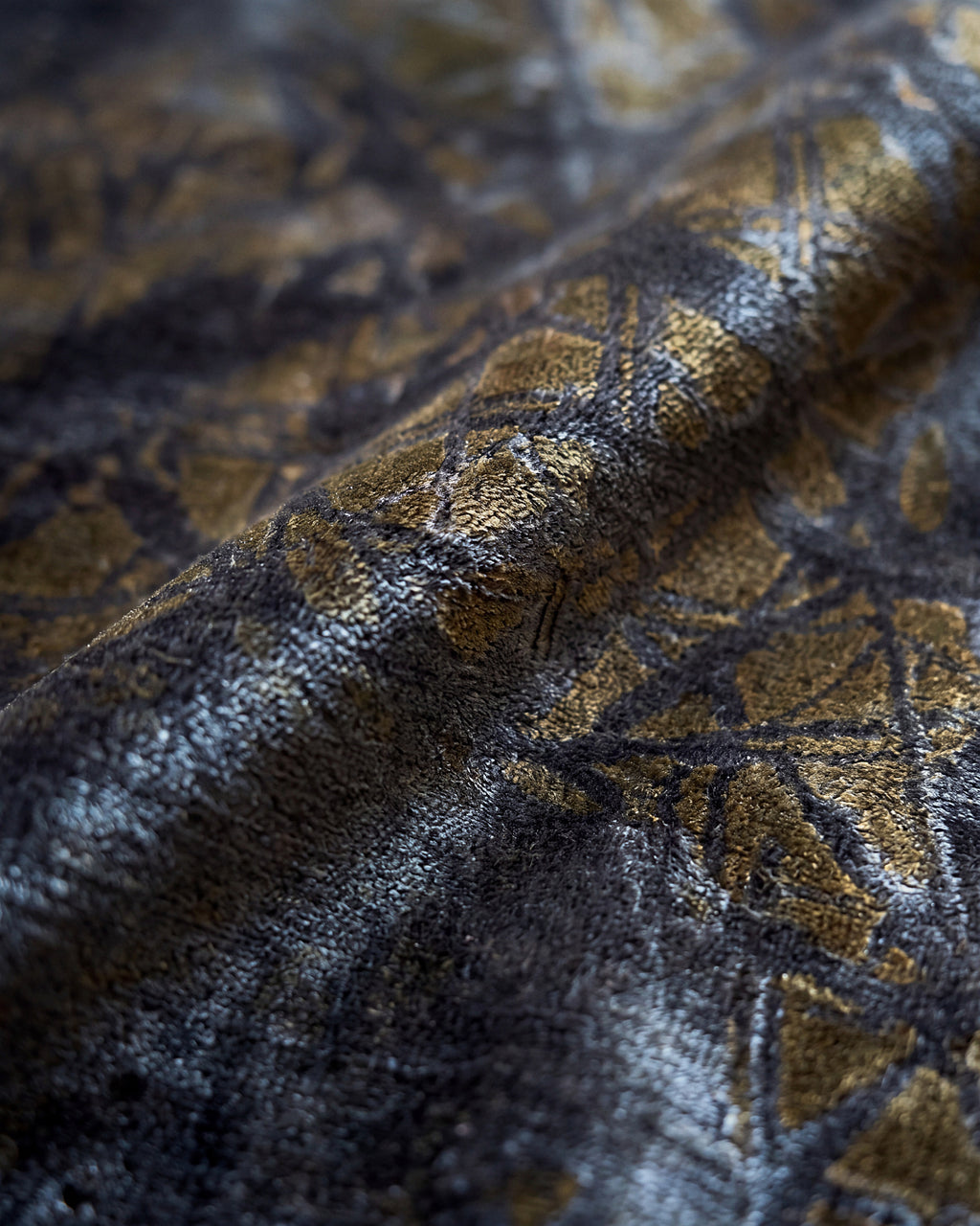 Rosalia Corset in Blue/Green Velvet, fabric close up