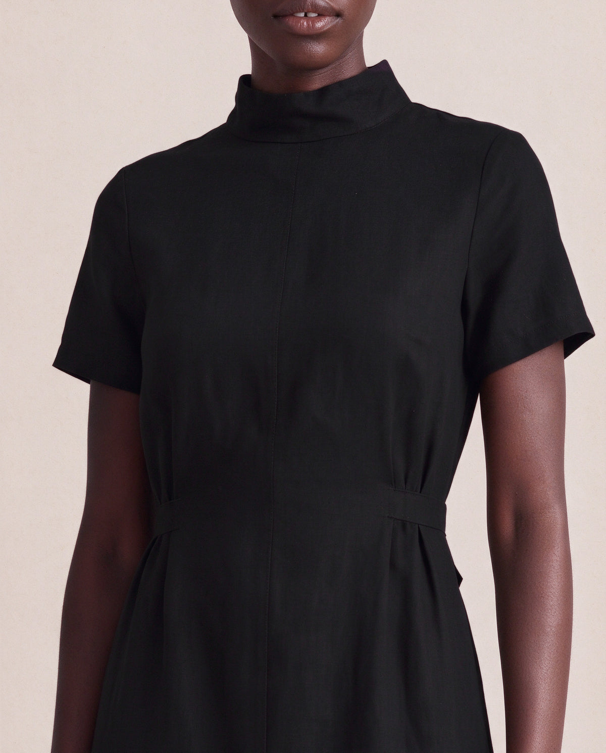 Hibo Dress in Black, stand collar