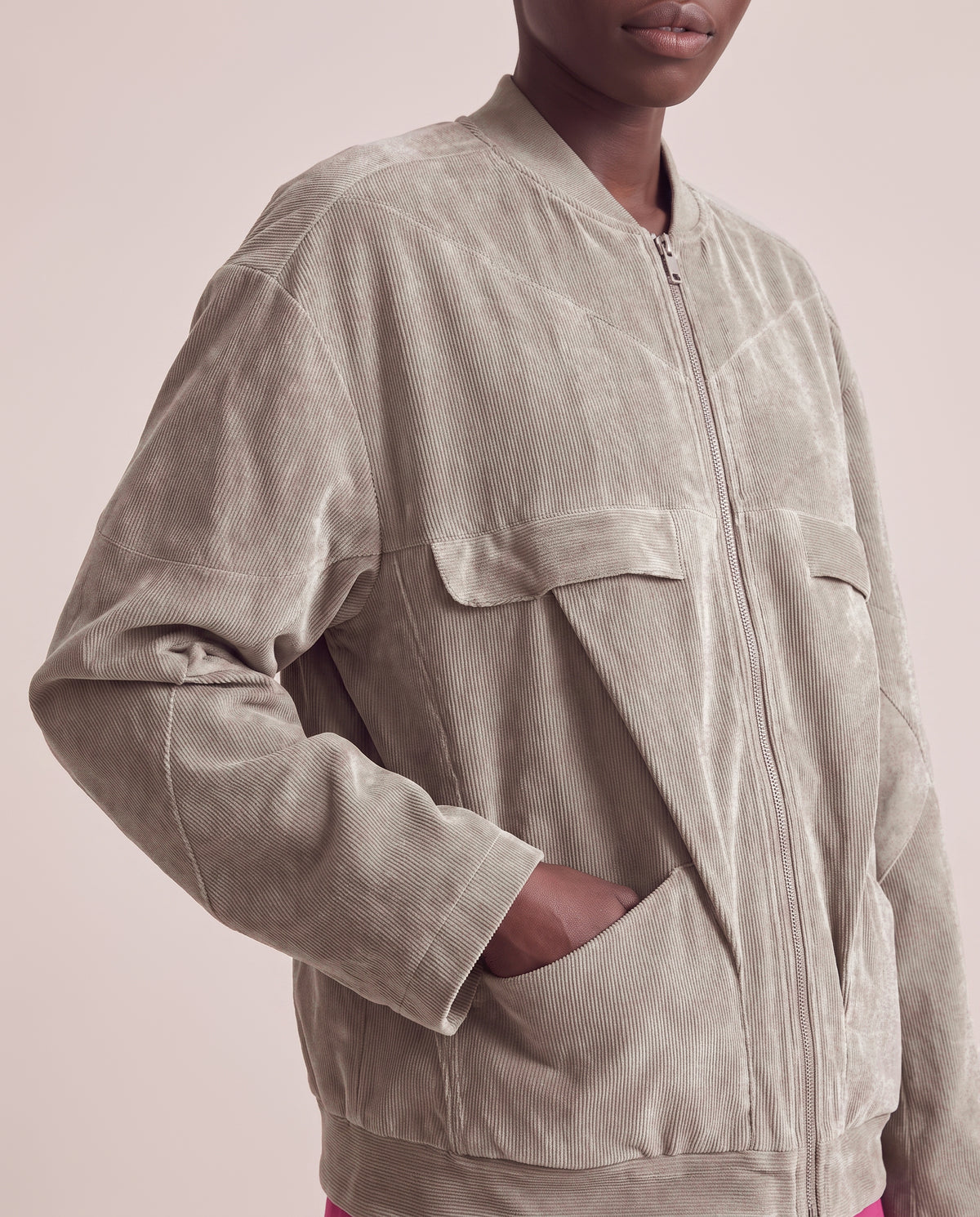 Kali Bomber in Gray, flap pocket and hand pocket