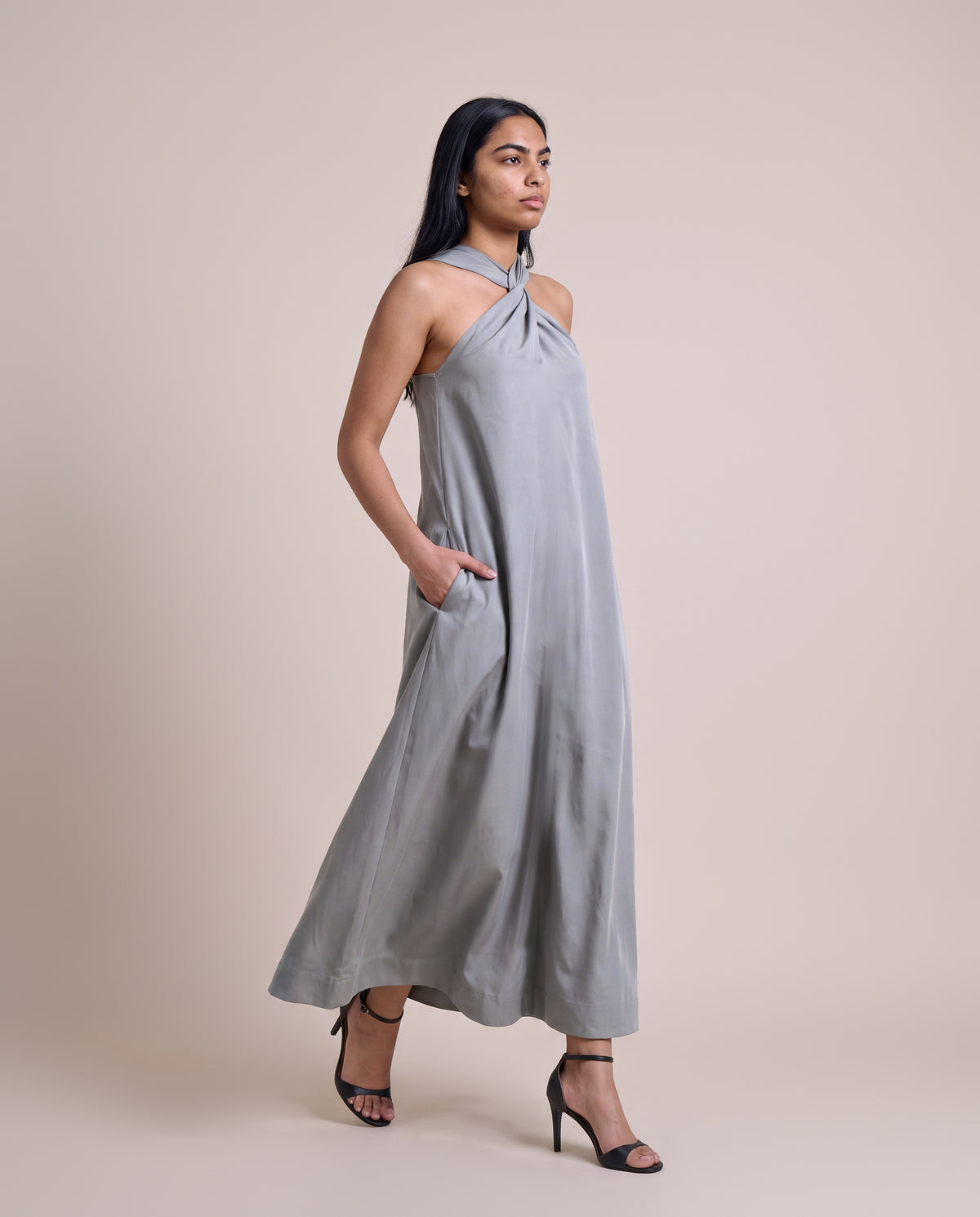 Lulu Dress Maxi in Gray, side