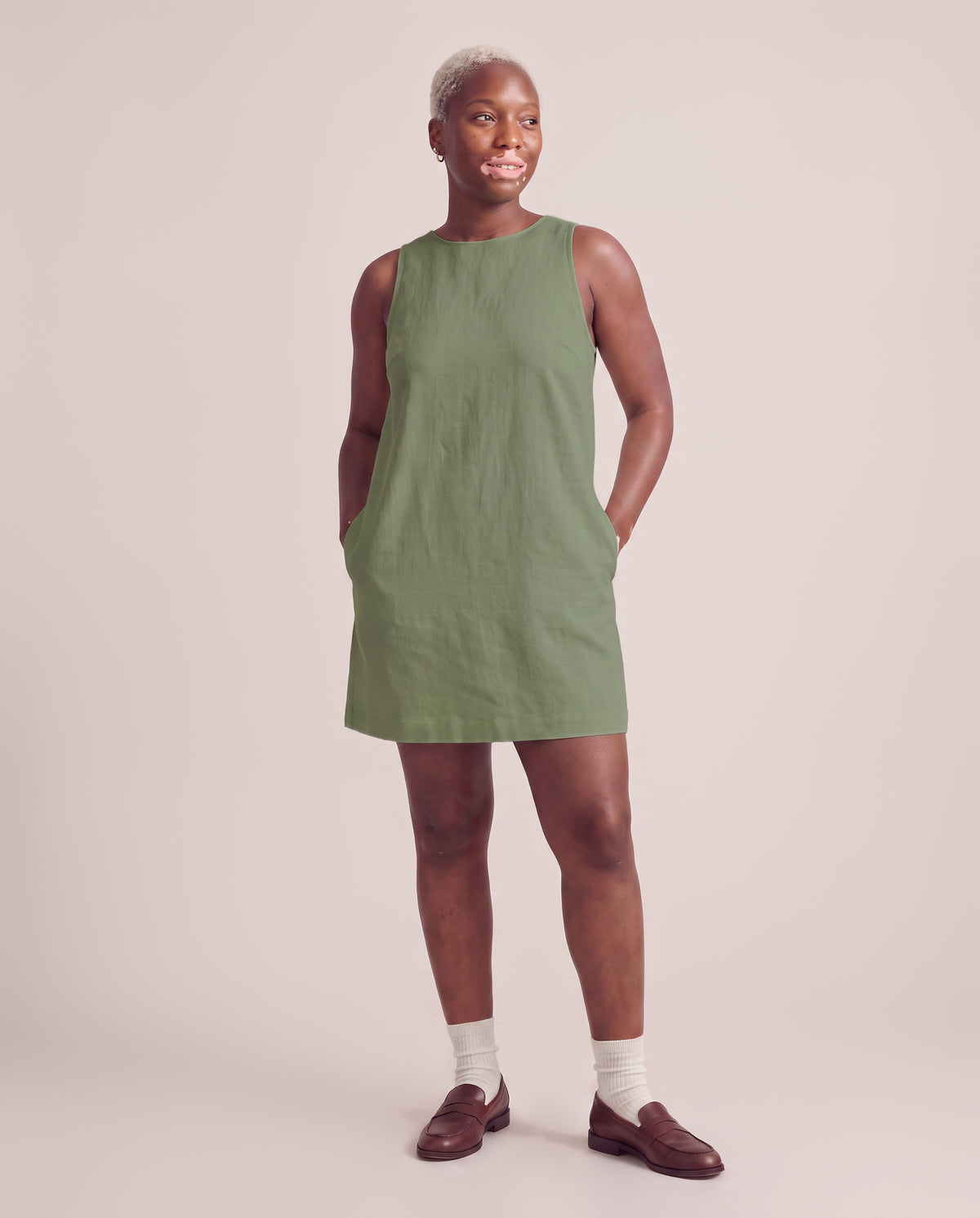 Ruva Dress Linen in Khaki